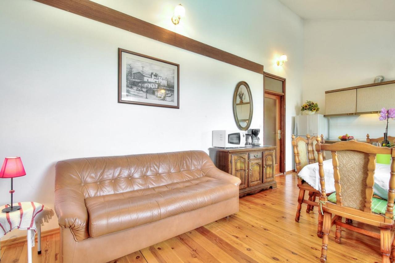 Nadia House With Apartments Замбратия Экстерьер фото