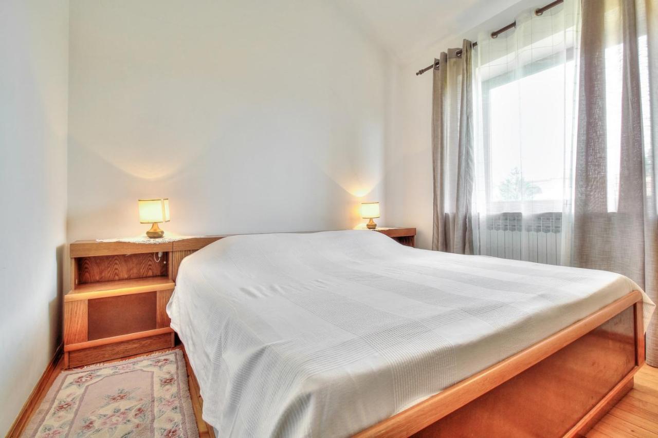 Nadia House With Apartments Замбратия Экстерьер фото