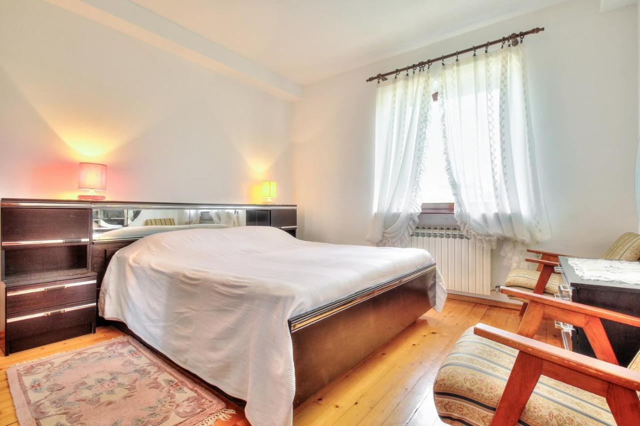 Nadia House With Apartments Замбратия Экстерьер фото