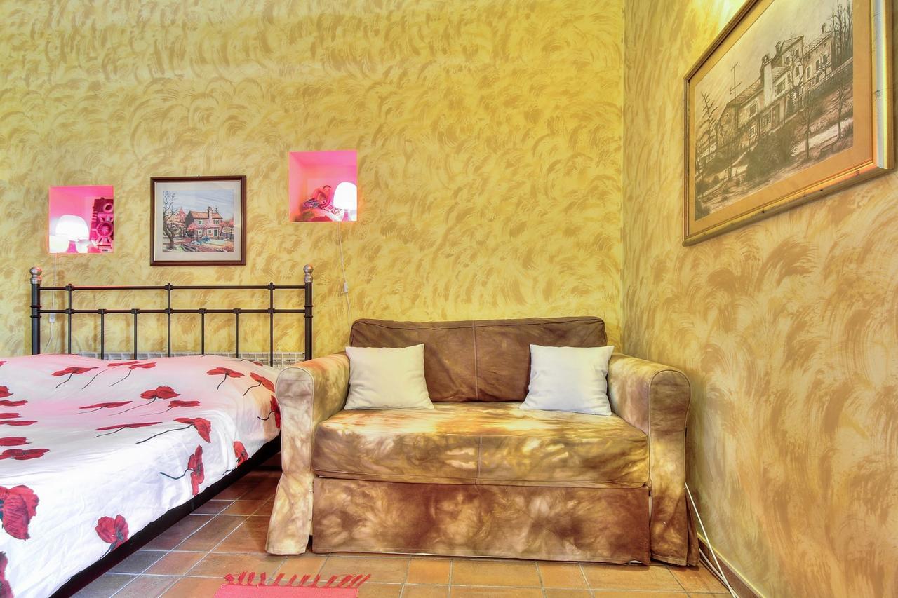 Nadia House With Apartments Замбратия Номер фото